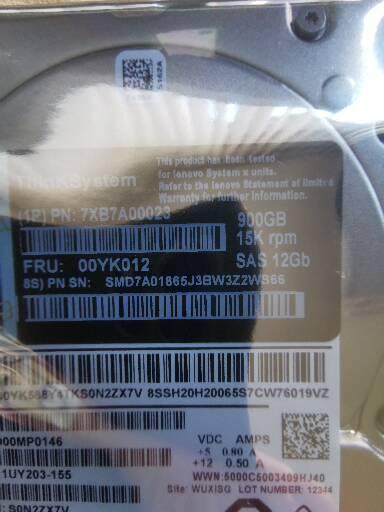 Lenovo 00YK012 900GB 15K 12G SAS Server Hard Disk Drive